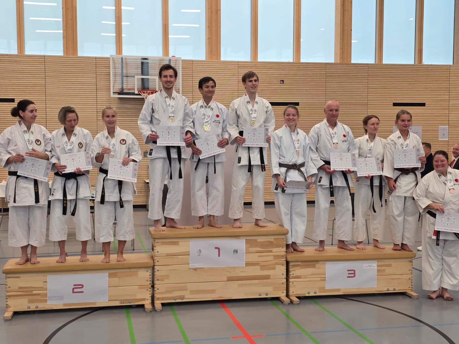 1. Berliner Team Kata Cup 2025 Sieger in der Oberstube. Hung Nguyen Duc (4. Dan), Konstantin Skudler (3. Dan), Alexander Skudler (1.Dan) Meisterschüler!!!